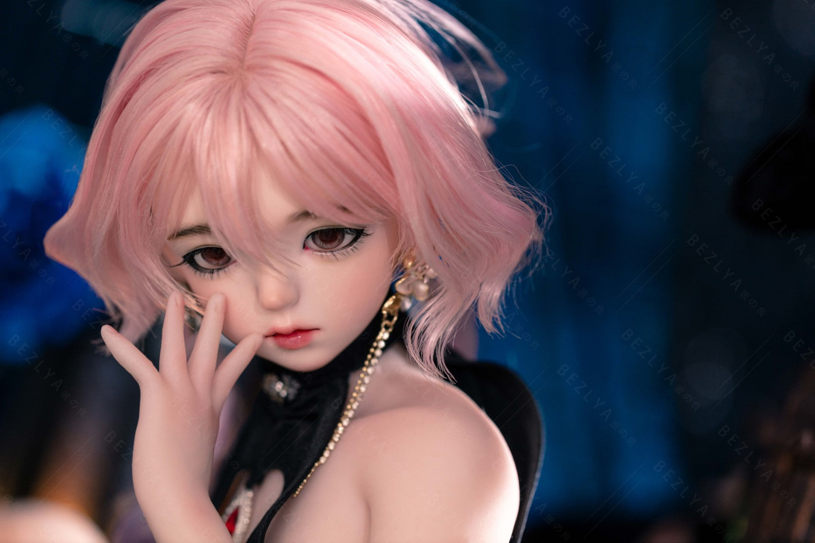 Berry Sex Doll (Bezlya Doll 65cm A-Cup 2.2 σιλικόνη)