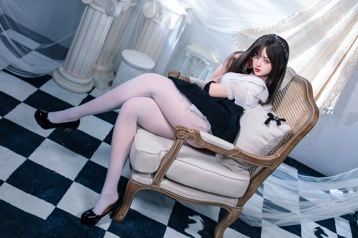 Κούκλα σεξ Convallaria (Bezlya Doll 155 cm Β κούπα 2,1 Σιλικόνη)