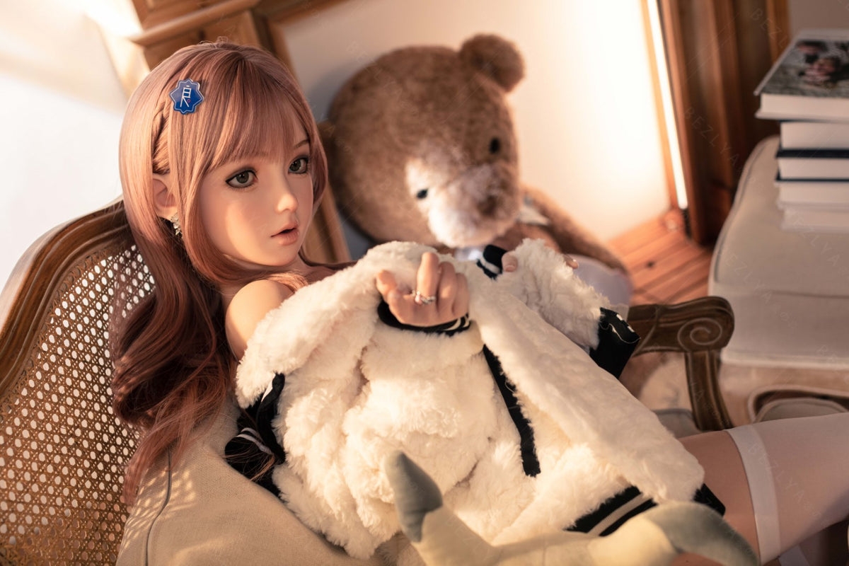 Κούκλα σεξ Convallaria (Bezlya Doll 149cm D-cup 2,2CF Σιλικόνη)