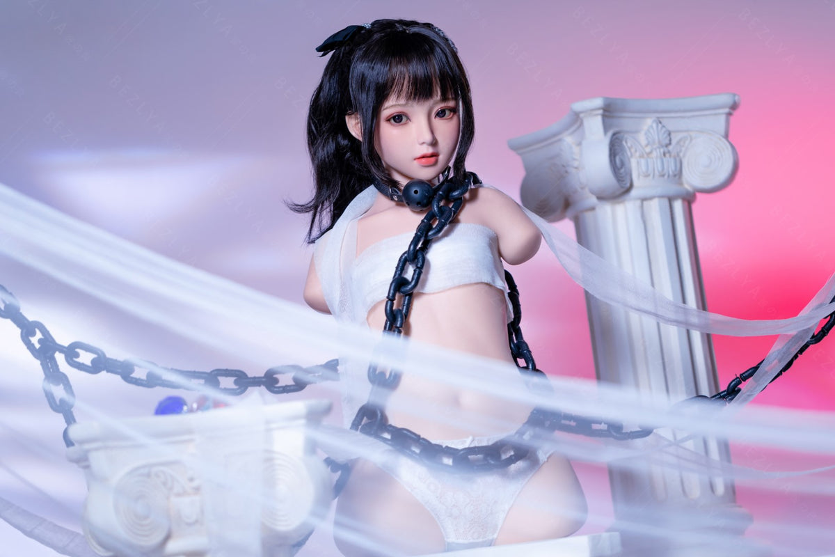 Κούκλα σεξ κορμού Convallaria (Bezlya Doll 77 εκ. Ένα φλιτζάνι 2,1 σιλικόνη)