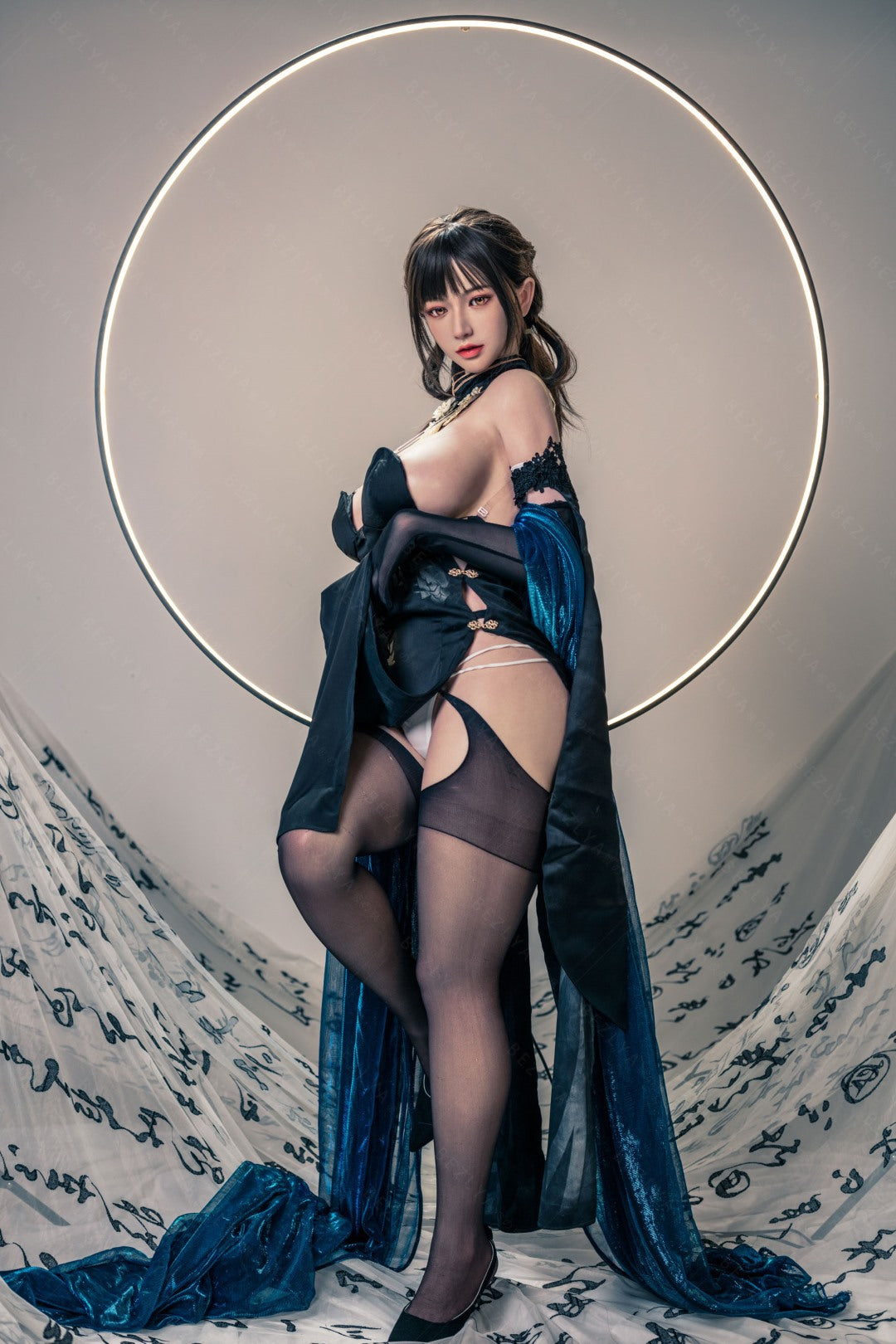 Ομάδες κούκλα σεξ (Bezlya Doll 155cm H-Kupa 2.1 σιλικόνη)