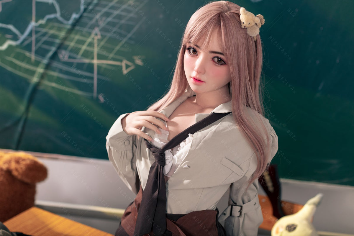 Κούκλα σεξ Convallaria (Bezlya Doll 155 cm Β κούπα 2,1 Σιλικόνη)