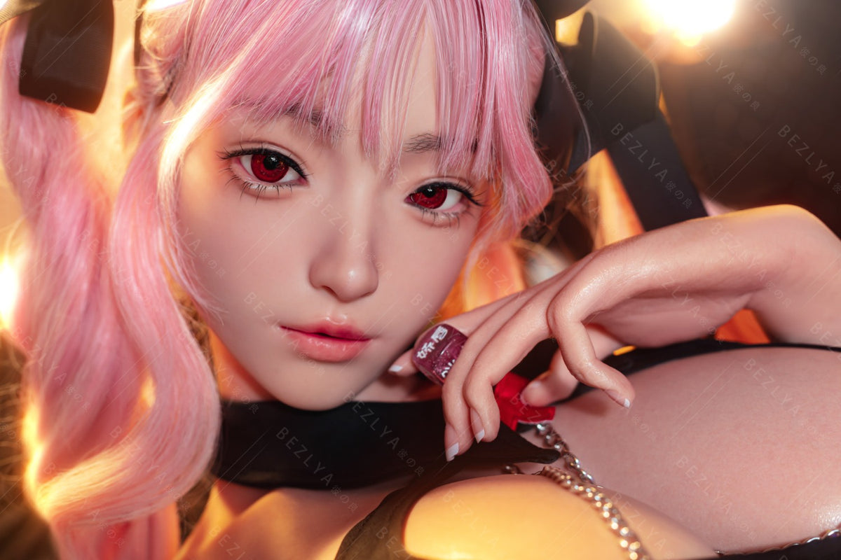 Μπλετίλα σεξ κούκλα (Bezlya Doll φλιτζάνι 157 cm F 2,2 CF σιλικόνη)