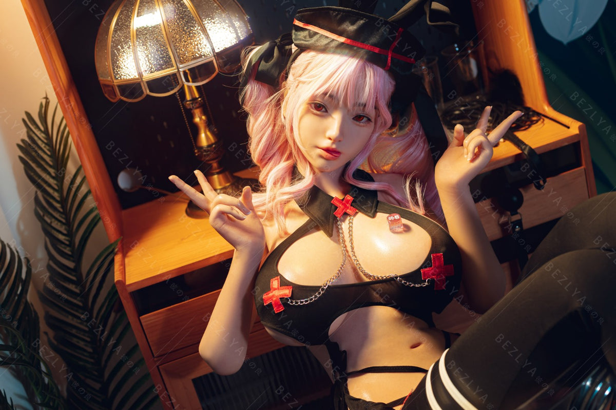 Μπλετίλα σεξ κούκλα (Bezlya Doll φλιτζάνι 157 cm F 2,2 CF σιλικόνη)