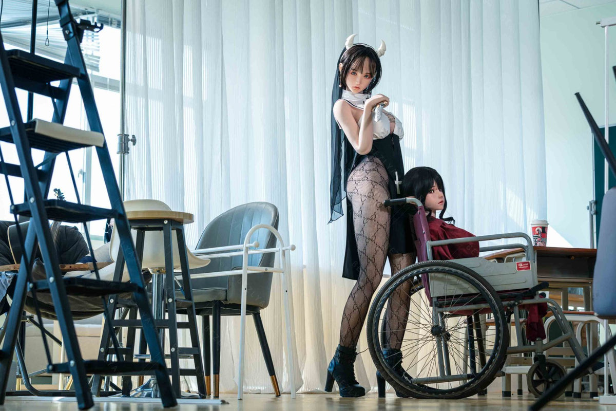 Κούκλα σεξ βανίλιας (Bezlya Doll 155cm E-cup 2,2CF Σιλικόνη)