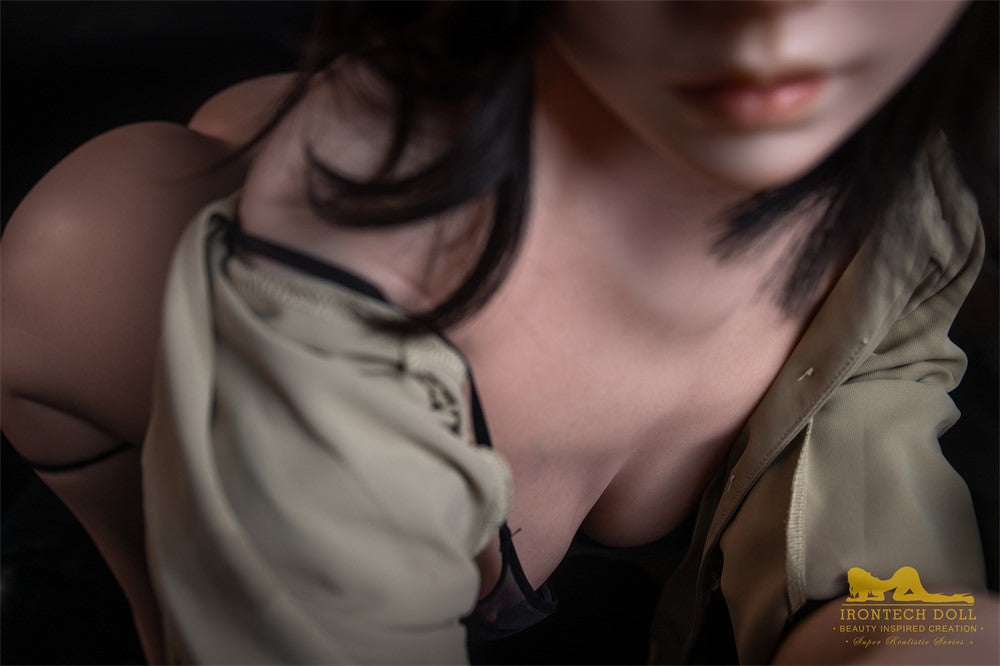 Eileen Sex Doll (Irontech Doll Σιλικόνη 163 cm B-Cup S40)