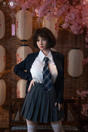 Sex doll ELLE (Houyu Doll 150cm F-cup silicone)