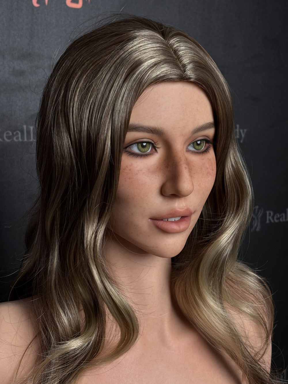 Νίνα σεξ κούκλα (Real Lady Σιλικόνη E-Kupa R3 168 cm) EXPRESS