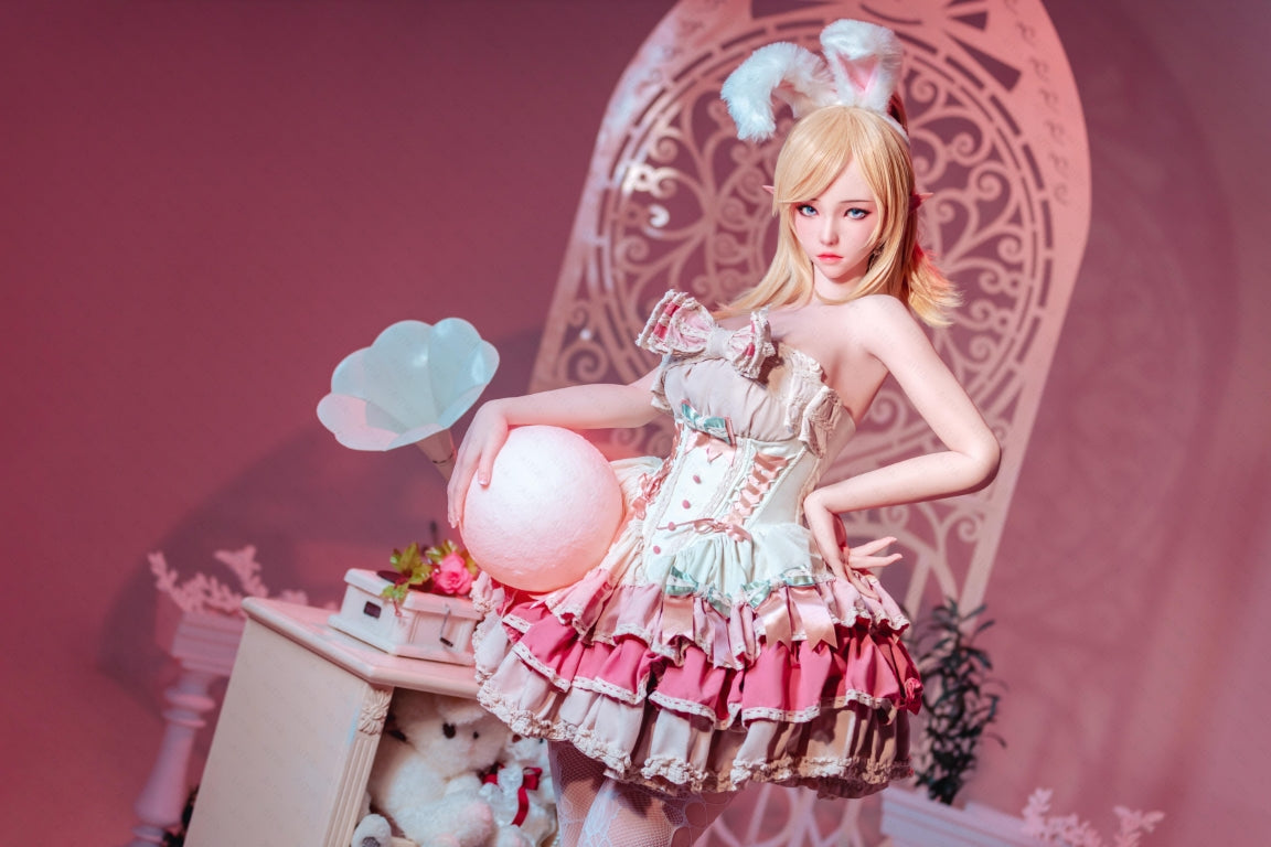 Κούκλα σεξ Μπλέτιλα (Κούκλα AITIA 155cm B-cup 2,2 Silicone)