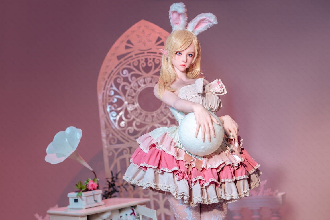 Κούκλα σεξ Μπλέτιλα (Κούκλα AITIA 155cm B-cup 2,2 Silicone)