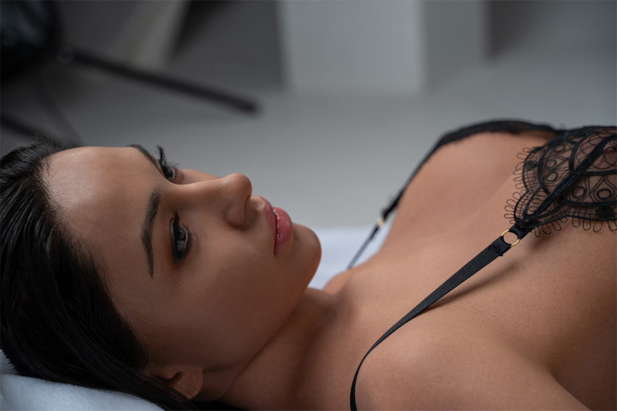 Κάρμεν σεξ κούκλα (Zelex Σιλικόνη 170cm C-Cup GE45)