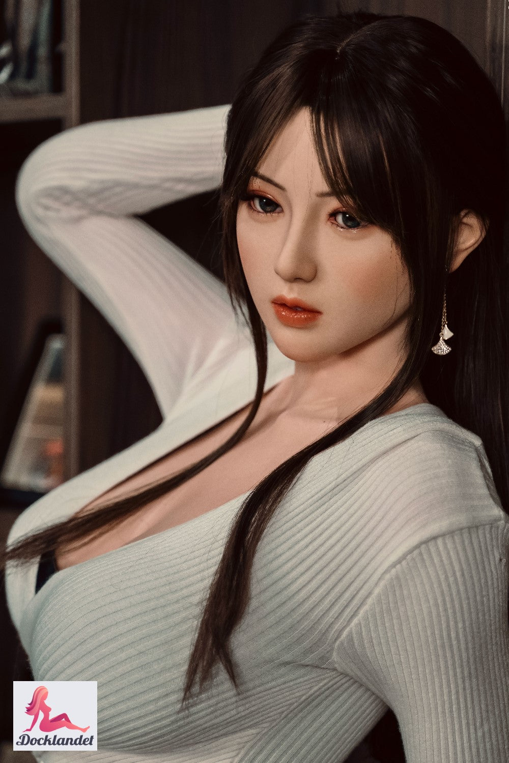 Sex doll Leyla Model 19R Deluxe (Gynoid Doll 168cm F-cup silicone)