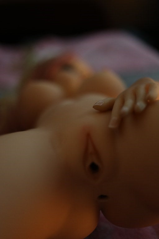 Lily Sex Doll (WM-Doll Classic Μίνι 100cm D-Cup #103 TPE)