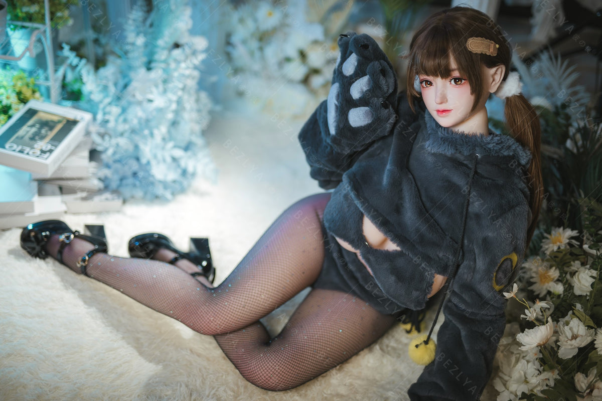 Παιονία σεξ κούκλα (Bezlya Doll φλιτζάνι 155 cm F 2,0 TPE+Σιλικόνη)