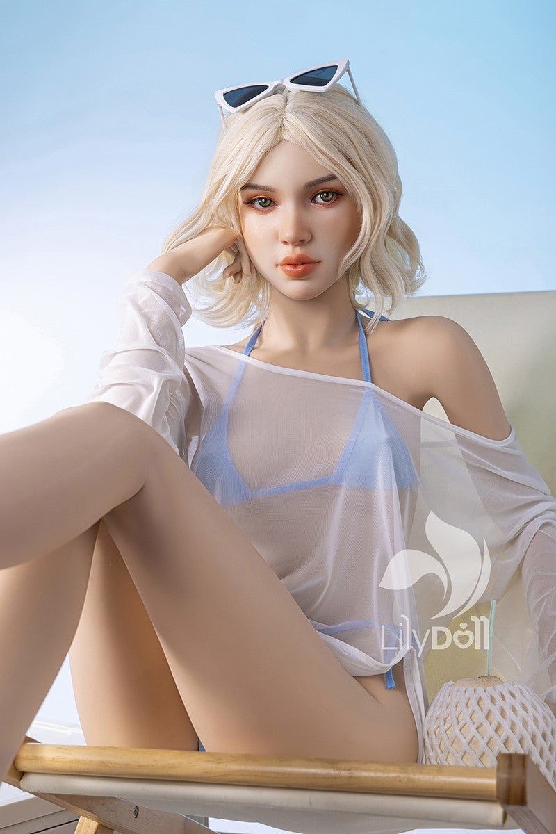 Ivy-Μια σεξουαλική κούκλα (LilyDoll 166 cm C-cup #LD016 Silicone+TPE)