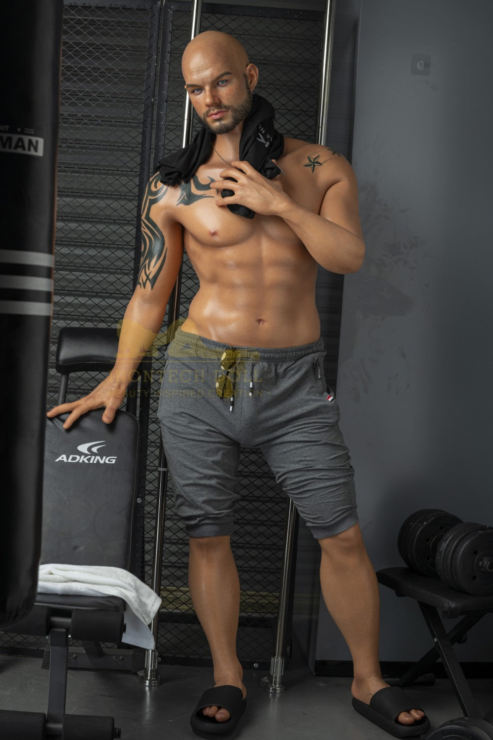 Κλιφ Τζένσεν πορνοστάρ σεξ κούκλα (Irontech Doll 190 cm σιλικόνη)