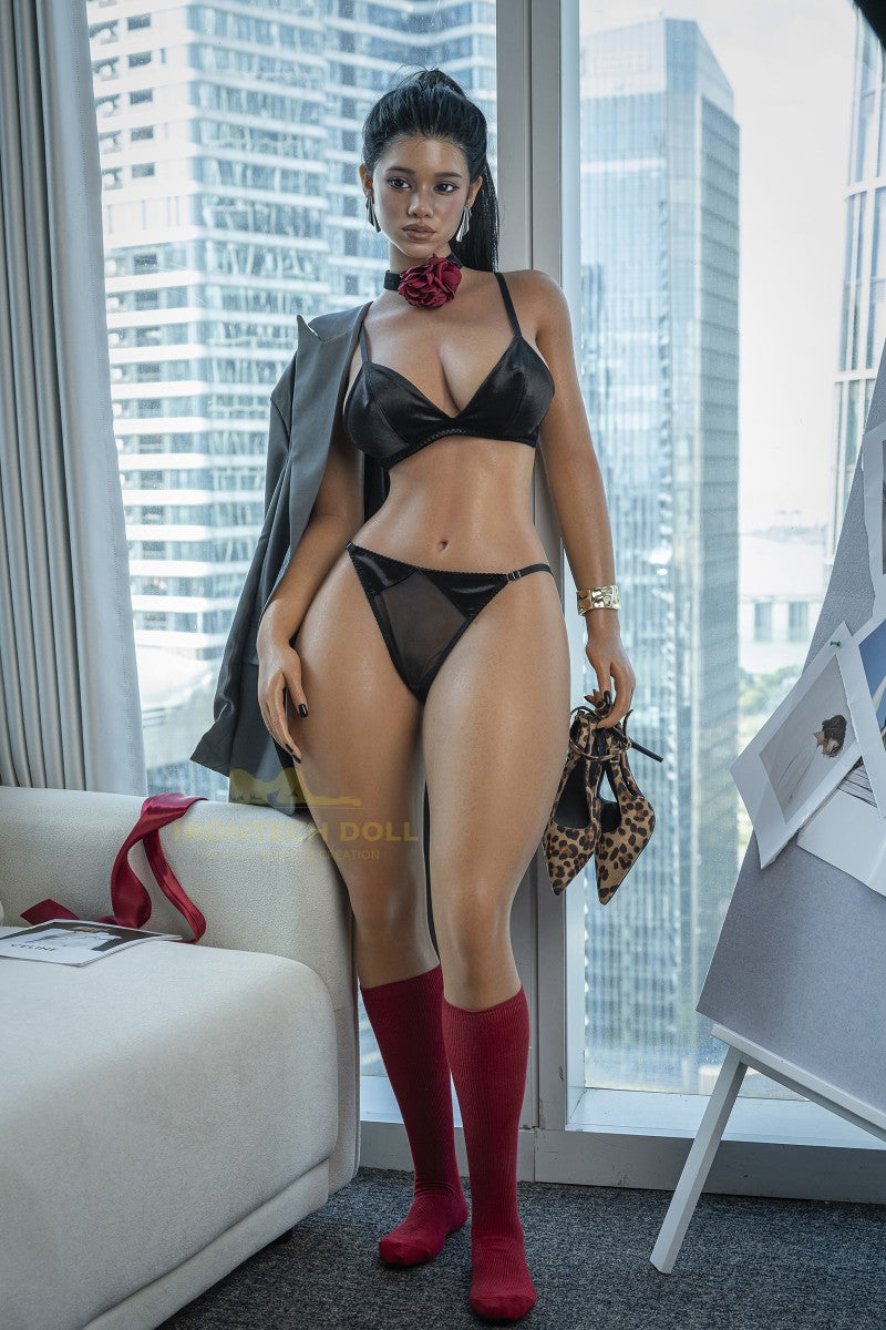 Tyra Sex Doll (Irontech Doll Σιλικόνη S55 E-Cup 164 cm)