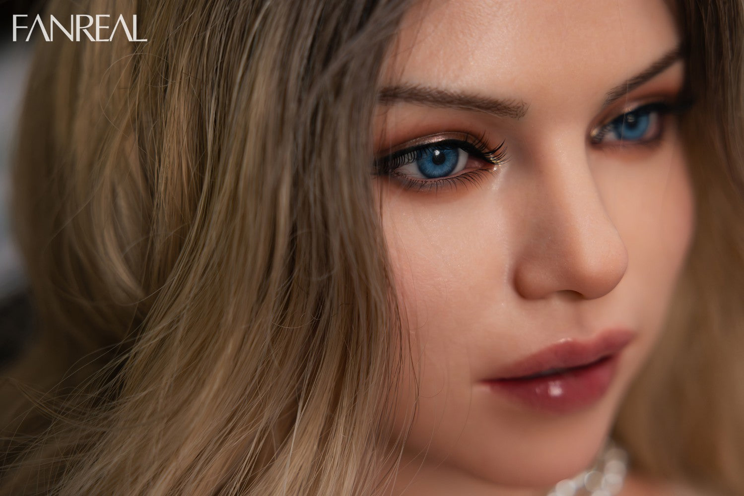 Carlee Torso Sex Doll (FanReal Doll Σιλικόνη G-cup 95cm)