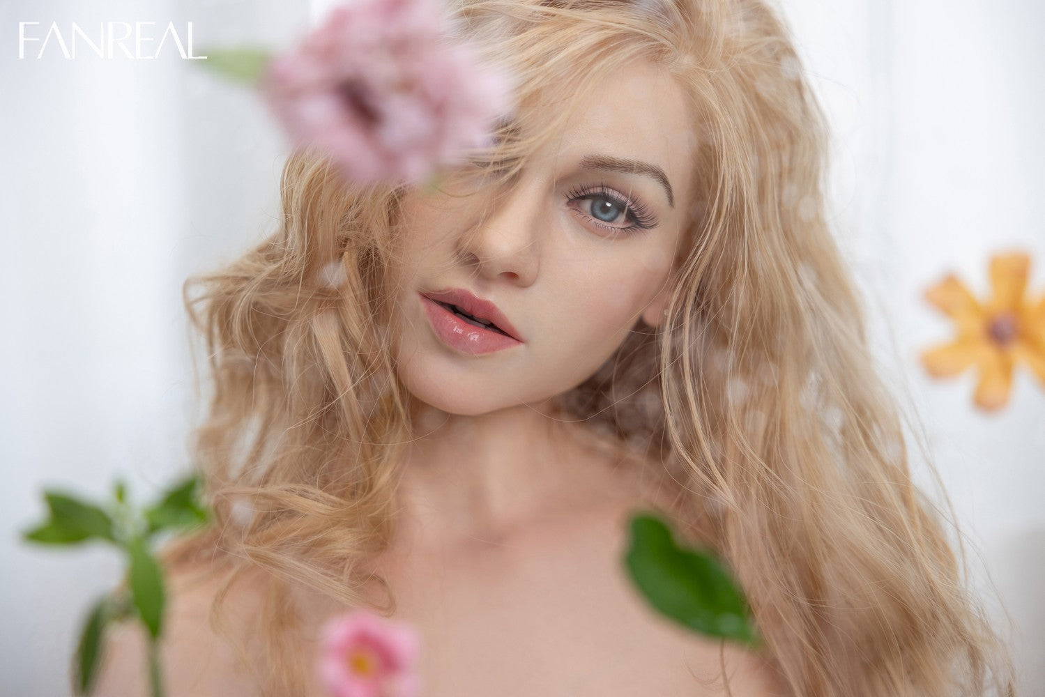 Κούκλα σεξ Vanessa (FanReal Doll 168cm σιλικόνη F-Cup)
