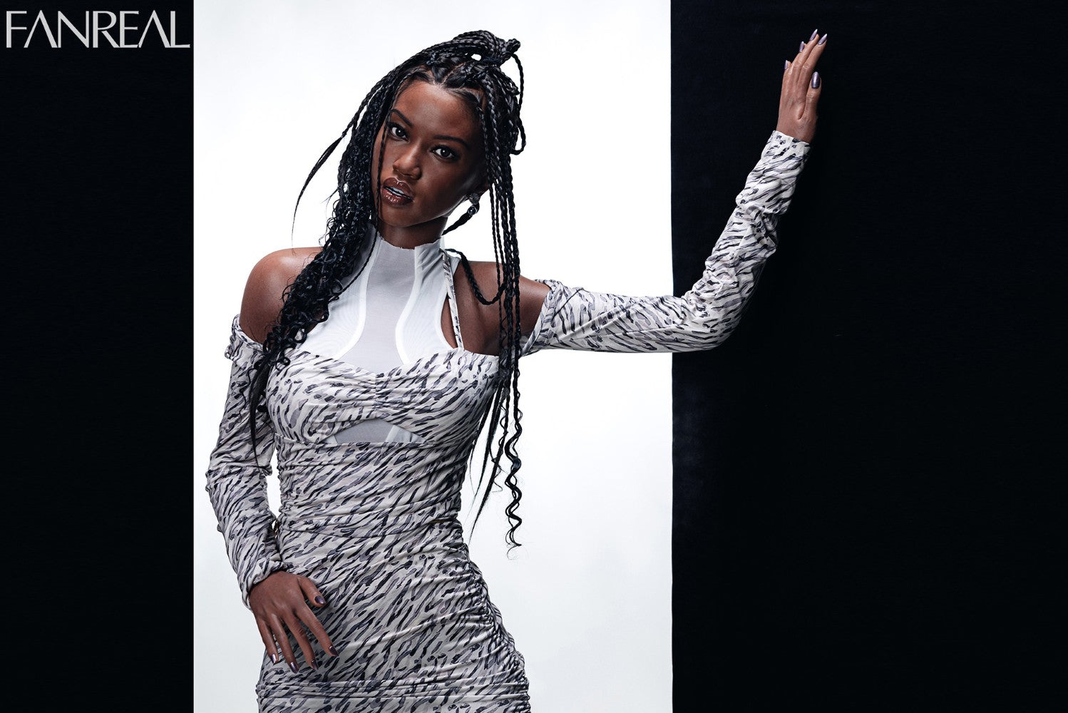 Ellie Sex Doll (FanReal Doll Σιλικόνη D-Cup 173 cm)