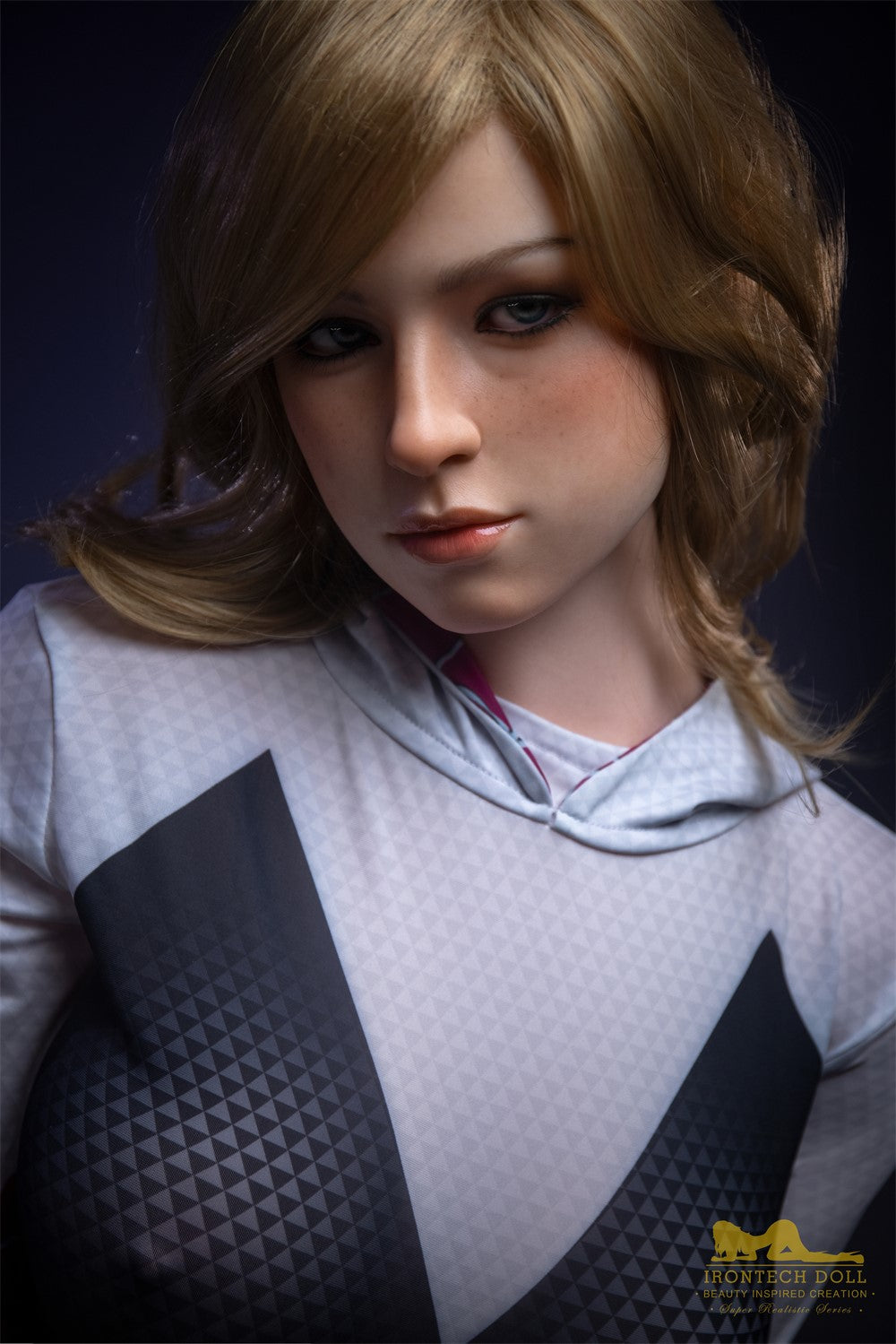 Gwen Sex Doll (Irontech Doll 167cm E-Cup S38 σιλικόνη)