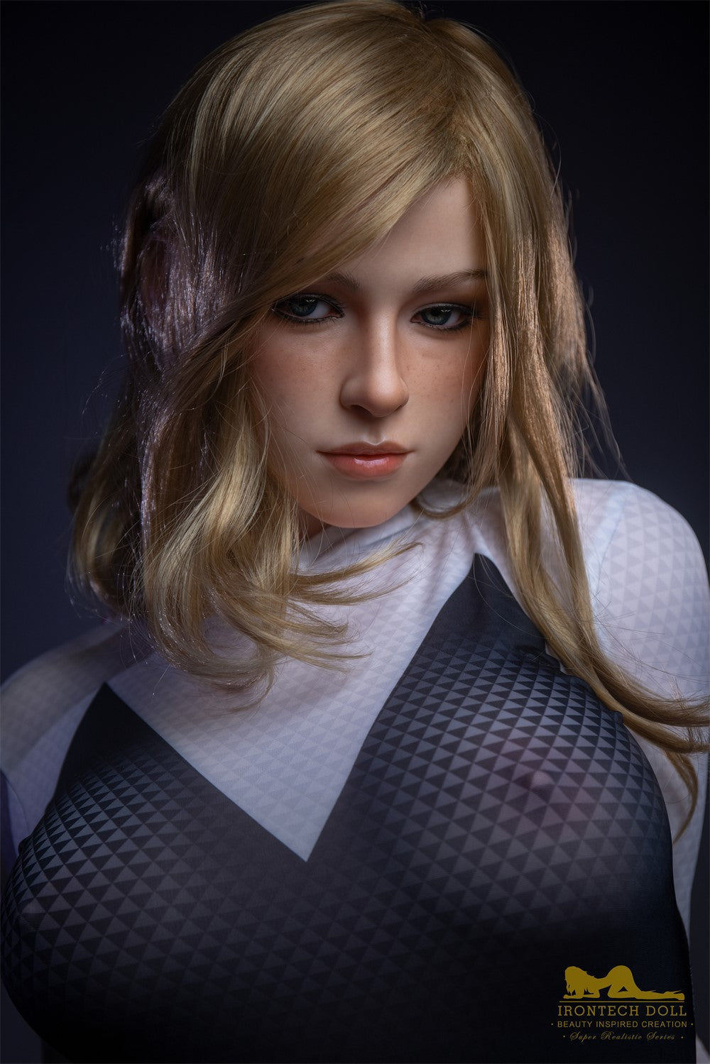 Gwen Sex Doll (Irontech Doll 167cm E-Cup S38 σιλικόνη)