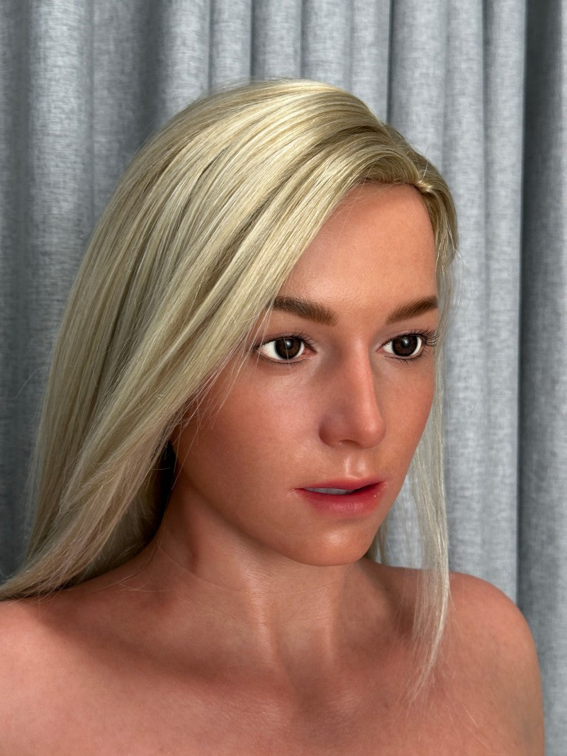 Gwen Sexdocka (Zelex 169cm C-Kupa ZFE01-2 Fusion Silikon)