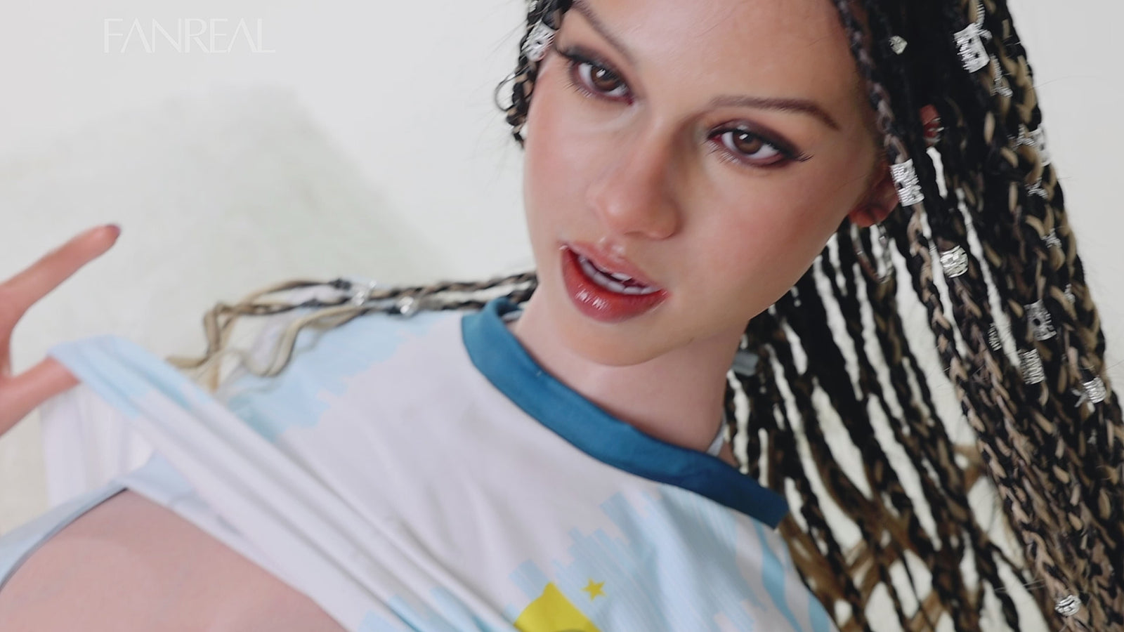 Κούκλα σεξ Βανέσα (FanReal Doll 168 cm F φλιτζάνι Σιλικόνη)