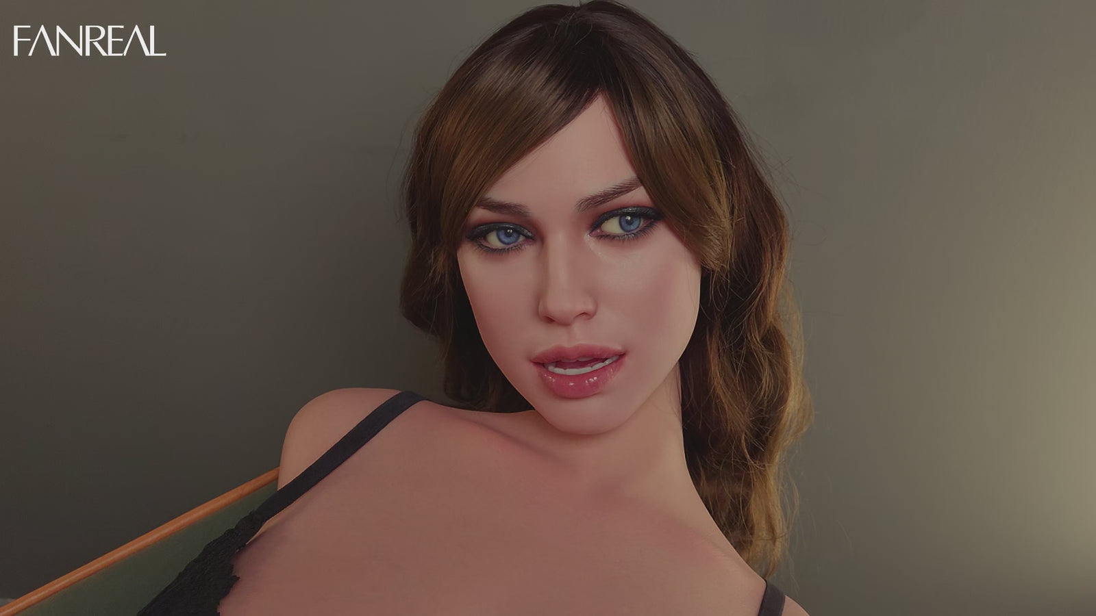 Della Κούκλα σεξ κορμού (FanReal Doll φλιτζάνι 111 cm F RST σιλικόνη)