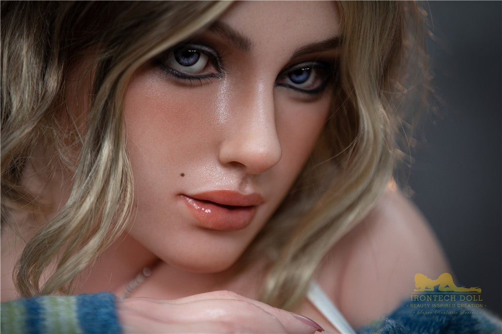 Lotta Sex Doll (Irontech Doll Σιλικόνη 152 cm A-Cup S17)