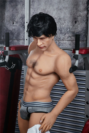 Η αρσενική σεξουαλική κούκλα του Charles (Irontech Doll 162cm #201 TPE)