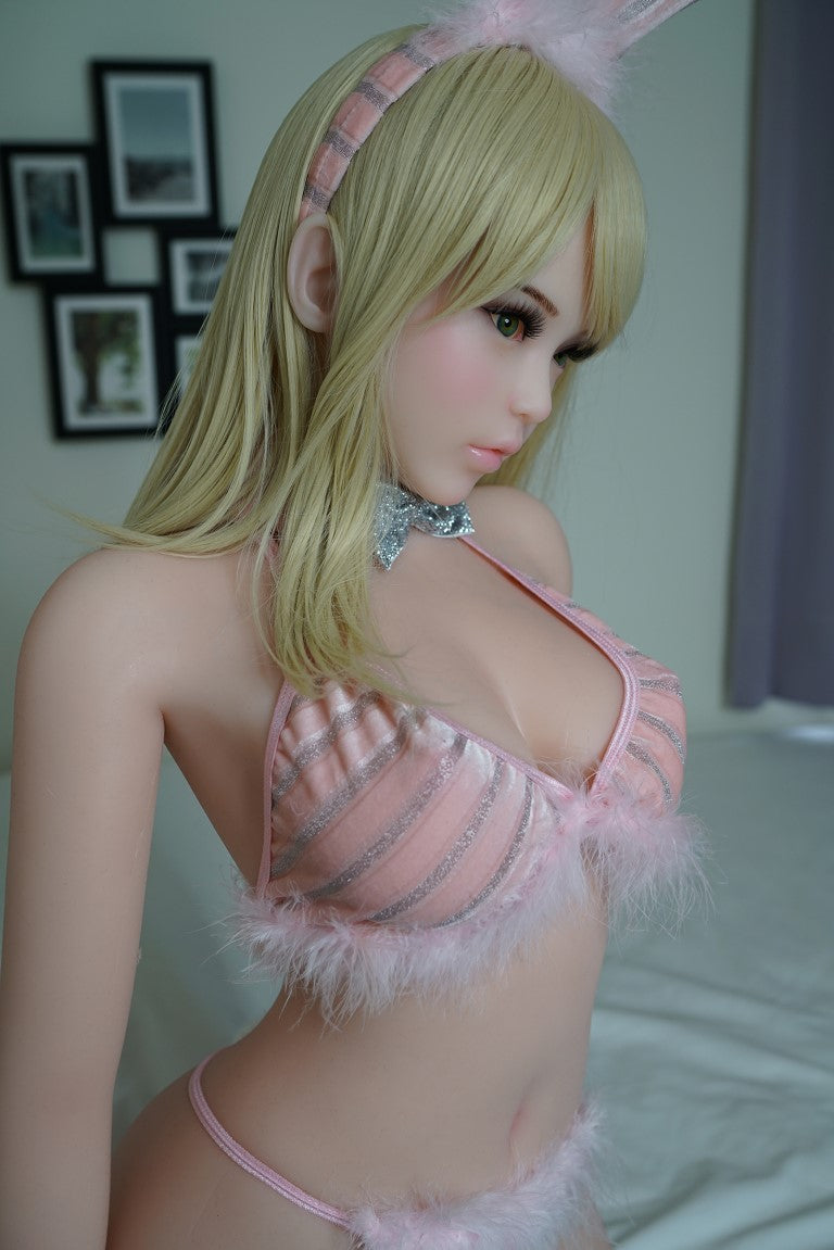 Phoebe Sex doll (Piper Doll 140cm f-cup silicone)